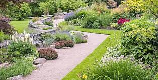 Bodendecker Gegen Unkraut Garten Gestalten Grosser Garten Gartengestaltung