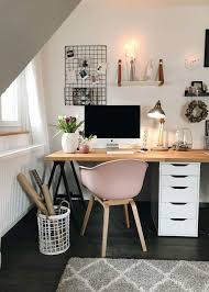 42 Superbes Idees De Bureau Pour Votre Maison Brown Rooms Study Room Decor Cute Desk Decor