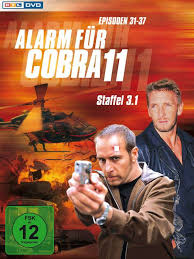 Und in der folge hochspannung wurde sogar der 2.500 wagen zerschrottet! Alarm Fur Cobra 11 Staffel 3 Box 1 2 Dvds Jpc