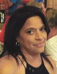 Kim Lefler's Instagram, Twitter & Facebook