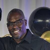 Cedric Holmes's Instagram, Twitter & Facebook