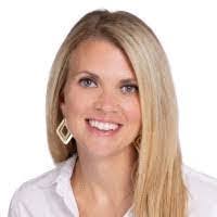 Kim Langona's Instagram, Twitter & Facebook