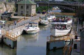 Boating On The Erie Canal Ny I Remember When You Had Tie Up And Wait For The Lock To Fill With Boats Then The Other End Would Fina Erie Canal