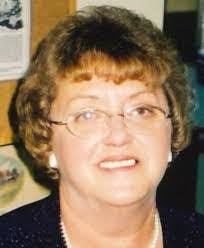 Julie Barich's Instagram, Twitter & Facebook