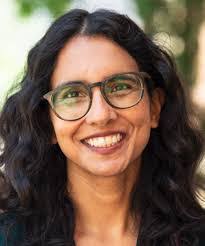 Beverly Pomeroy's Instagram, Twitter & Facebook