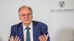 Stay up to date on reiner haseloff and track reiner haseloff in pictures and the press. Sdi0mpcm5w0i4m