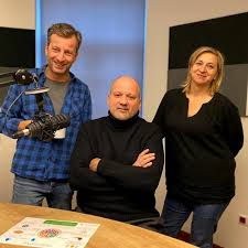 He is an actor and writer, known for white god (2014), tiszta szívvel (2016) and golden life (2015). Stream Thuroczy Szabolcs Reggeli Manna Hepi Endrevel Es Hudak Anitaval 2020 11 19 8 Ora By Manna Fm 98 6 Listen Online For Free On Soundcloud