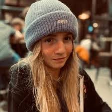 Esmeralda Butler's Instagram, Twitter & Facebook