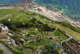 Последние твиты от st michael's mount (@ntmichaelsmount). The Island Of St Michael S Mount In Cornwall Needs A Gardener