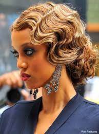 Tyra Banks Hits Gossip Girl Set Hair Waves Vintage Hairstyles Finger Wave Hair