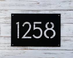Metal Address Plaque Modern House Numbers House Number Plaque Address Sign Personalized Street Sign House Number Sign In 2020 House Numbers Large House Numbers Springville