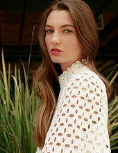 Nicolette King pictures and photos