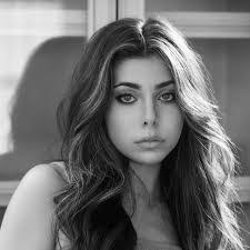 Abby Bergman's Instagram, Twitter & Facebook