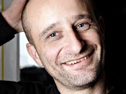 Multikunstner og danser Alan Lucien Øyen: