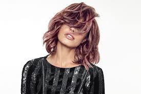 Pour leur redonner de la douceur, misez sur un châtain clair. Cheveux Rose Brown La Nouvelle Tendance Coloration Pour Les Brunes