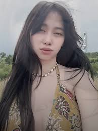 Video Cewek Baju Kuning Menghibur