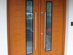 Ditambah lagi jika pintu tersebut memiliki model gagang pintu yang serasi dengan warna serta model pintu tersebut, tentunya akan. 22 Ide Gambar Handle Pintu Minimalis