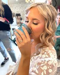 Sarah Kibler's Instagram, Twitter & Facebook