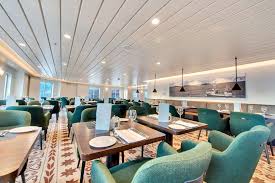 Tilnavnet «gille» (gillekrist) kommer av det. Ms Kong Harald Cruise Ship Details Priceline Cruises