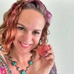 Kira Palmer's Instagram, Twitter & Facebook