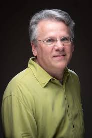 Wayne Beach's Instagram, Twitter & Facebook