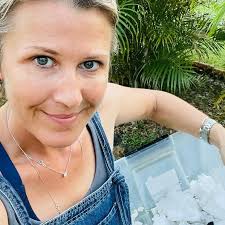 SEQ floods 2022: Brisbane pontoons cause polystyrene spills at Noosa