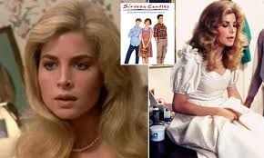 Katie Price cuts a casual figure in jogging bottoms as she picks up pet  food, toilet roll and bargains during shopping trip with boyfriend JJ  Slater