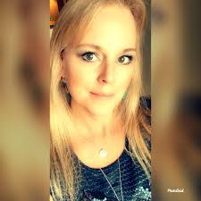 Veronica Lincoln's Instagram, Twitter & Facebook