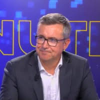 2400+ perfiles de «Tassin»