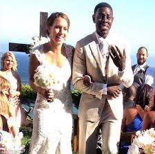 In an effort to be equally explosive off the court, he ad his wife lauren started a fund for social justice. Lauren Holiday Diagnosed With Brain Tumor As Husband Jrue Leaves Nba To Care For Her Daily Mail Online