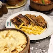 مطعم قصر النيل الأسعار المنيو الموقع كافيهات و مطاعم الرياض