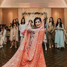 Happy Brides Are The Prettiest Anushka Talpur Looked Amazing In An Intricately Worked Jora By Sehrkazmi At B Indian Designer Wear Fashion Bridesmaid Dresses