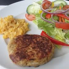 Cook 3 minutes on each side or until lightly browned and heated through. Keto Air Fryer Salmon Cakes With Sriracha Mayo Recipe Allrecipes