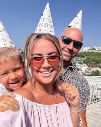 Insert Super Mario sound effects 🍄