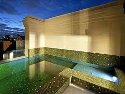 prahran rooftop with gold bisazza mosaic tile pinned to pool design by darin bradbury mosaique salle de bain salle de bain verte fontaine de piscine