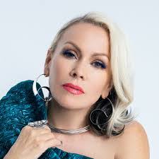 Terry Nunn's Instagram, Twitter & Facebook