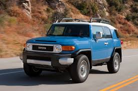 New And Used Toyota Fj Cruiser Prices Photos Reviews Specs The Car Connection