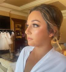 Summer Elliott and Team (@makemeupsummer) • Instagram photos and videos