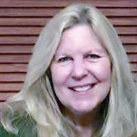 Kari Vernon's Instagram, Twitter & Facebook