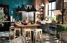 Une Cuisine Ikea Pour Un Esprit Loft Cuisine Ouverte Ilot Central Bois Aluminium Briques Carrelage Vintage Cuisine Loft Cuisine Bistrot Cuisine Ikea