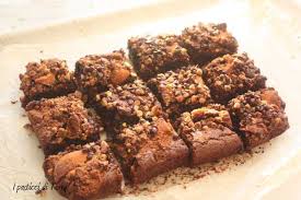 State pensando come riciclare la colomba avanzata? Dolci Brownies Al Cioccolato E Biscotti I Pasticci Di Terry
