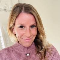 Kathleen Girard's Instagram, Twitter & Facebook