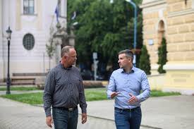 De mennyire tartja jakab péter ezt az imidzsét politikai terméknek? Szentes Polgarmesterenel Jart Jakab Peter Csipos
