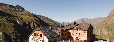 Bu pansiyon misafirlere ücretsiz kablosuz i̇nternet. Taschachhaus 2 434 M Otztaler Alpen Tirol