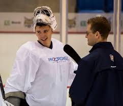 Usa goaltender spencer knight in plymouth, mich. Dom Amore From Darien And Avon Old Farms Spencer Knight Has The Stuff To Be A First Round Pick Franchise Goalie In Nhl Hartford Courant