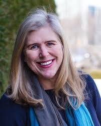 Elizabeth Selph's Instagram, Twitter & Facebook