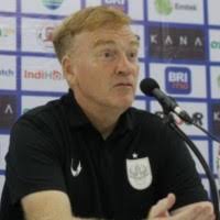 40+ "Andy Gillan" profiles