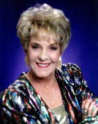 Elizabeth Chaney's Instagram, Twitter & Facebook