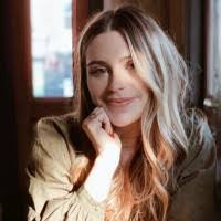 Casey Duffy's Instagram, Twitter & Facebook