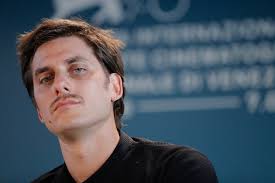 Türkiye'nin i̇lk web tabanlı merkezi muhasebe luca proje departmanı (merkez) dikmen caddesi no: Three Questions With Italian Actor Luca Marinelli Currently Seen In The Old Guard On Netflix E Nina Rothe